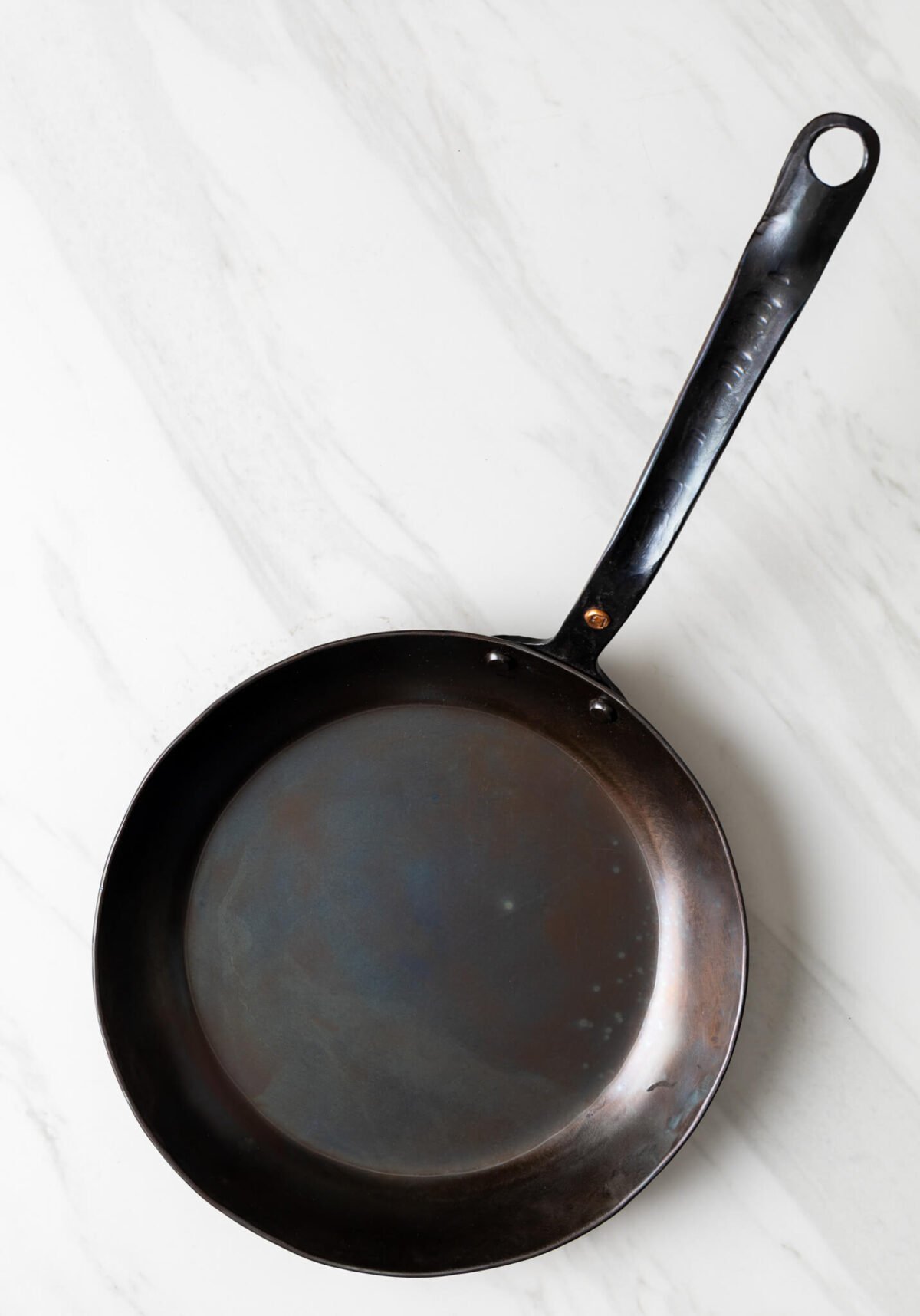 10" Round Carbon Steel Skillet - Hand Forged - Image 1