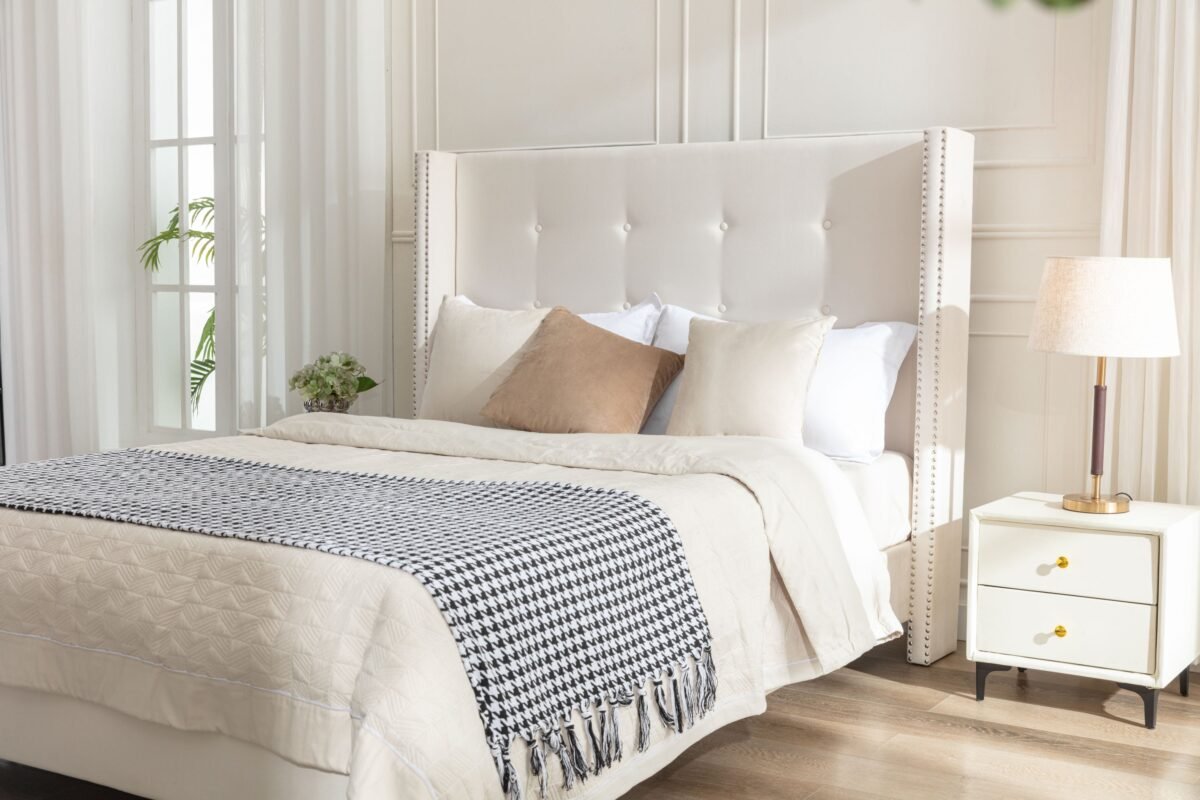 Walker Edison | Traditional Peyton Upholstered 54" High Headboard King Bed - Image 5