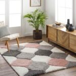 Saylor Modern Coral/Ivory Area Rug