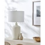Huda Traditional White Table Lamp - Image 3