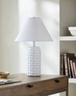 Doniesha Traditional White Table Lamp - Image 2