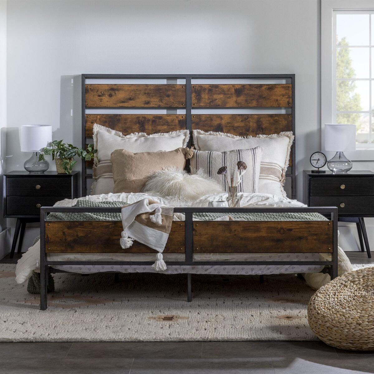Arcadia Queen Bed - Image 1