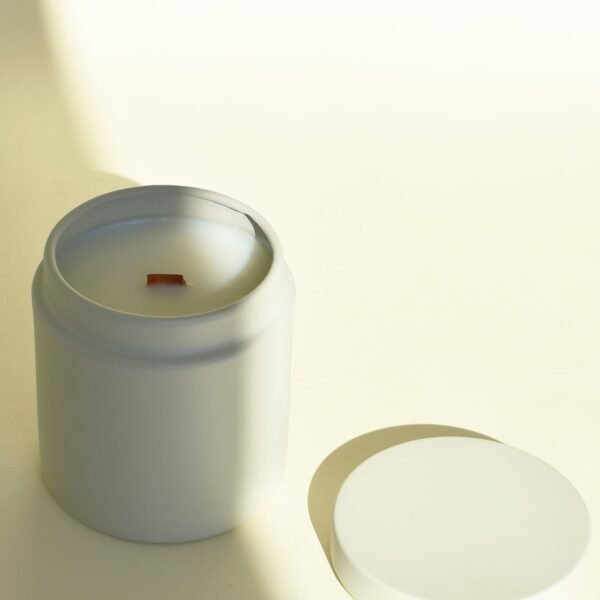 SIMPLE CANDLE
