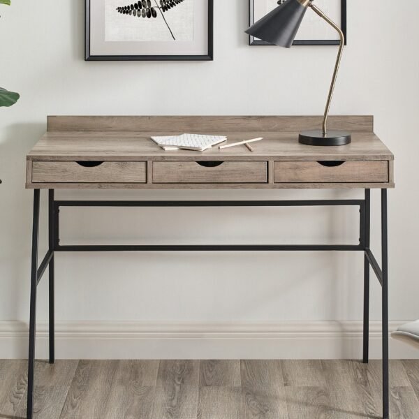 Marvin Desk