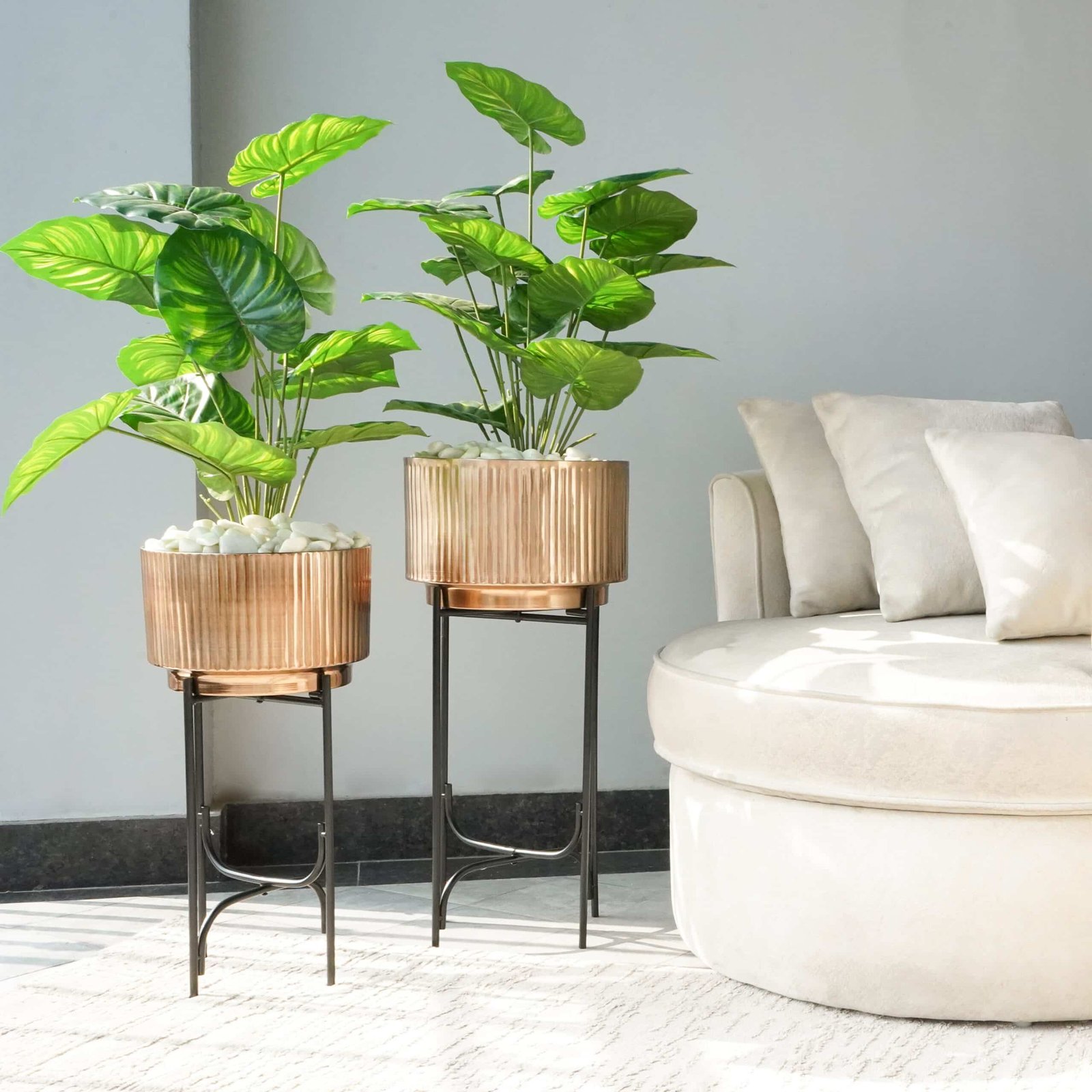 DSC03424 Antique Gold Fluted Planters with Stand, Set of 2 - Image 1