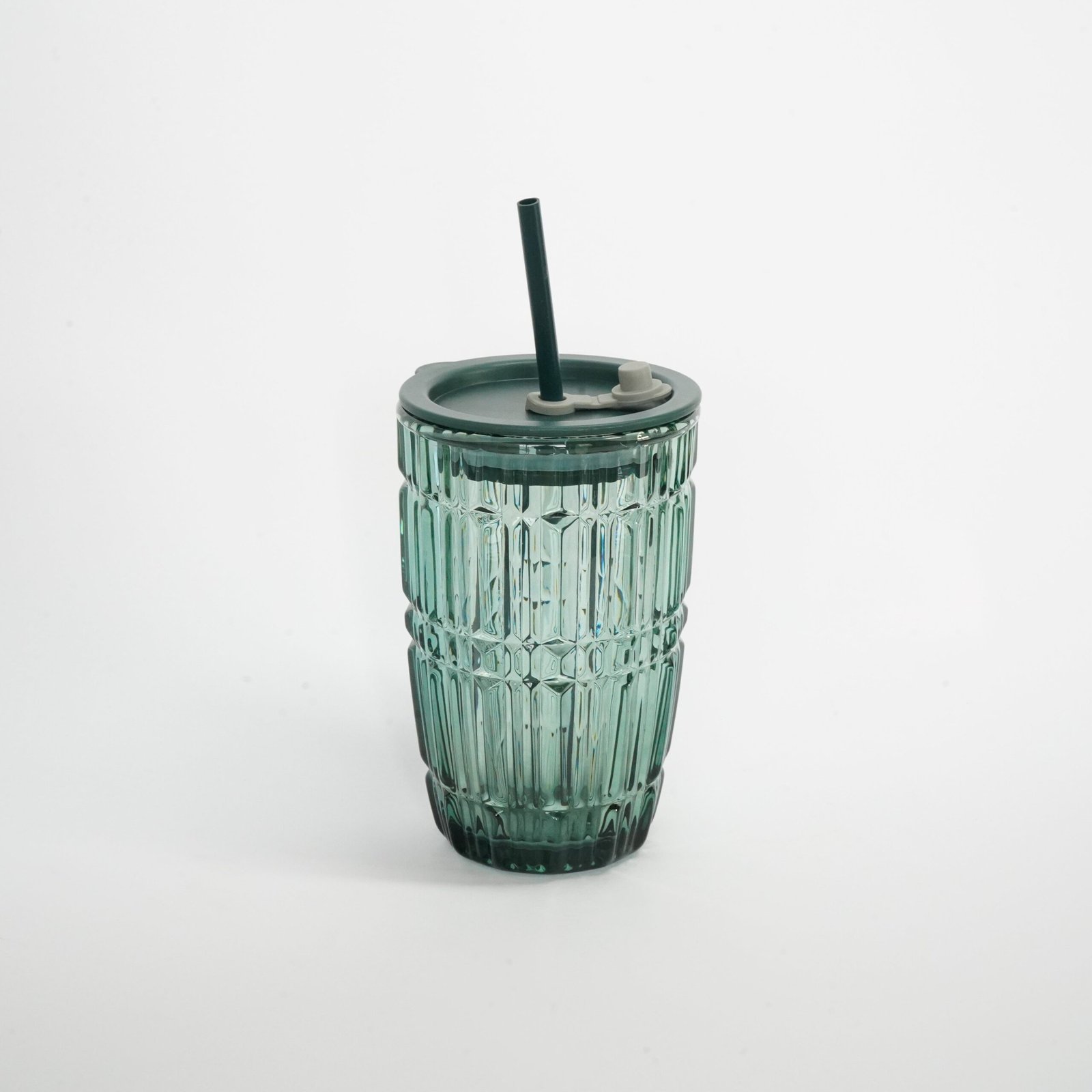 DSC03461_8132d3b5-176d-4011-8109-c008f25e461f Green Fluted Glass Sipper | Includes Reusable Straw - Image 1
