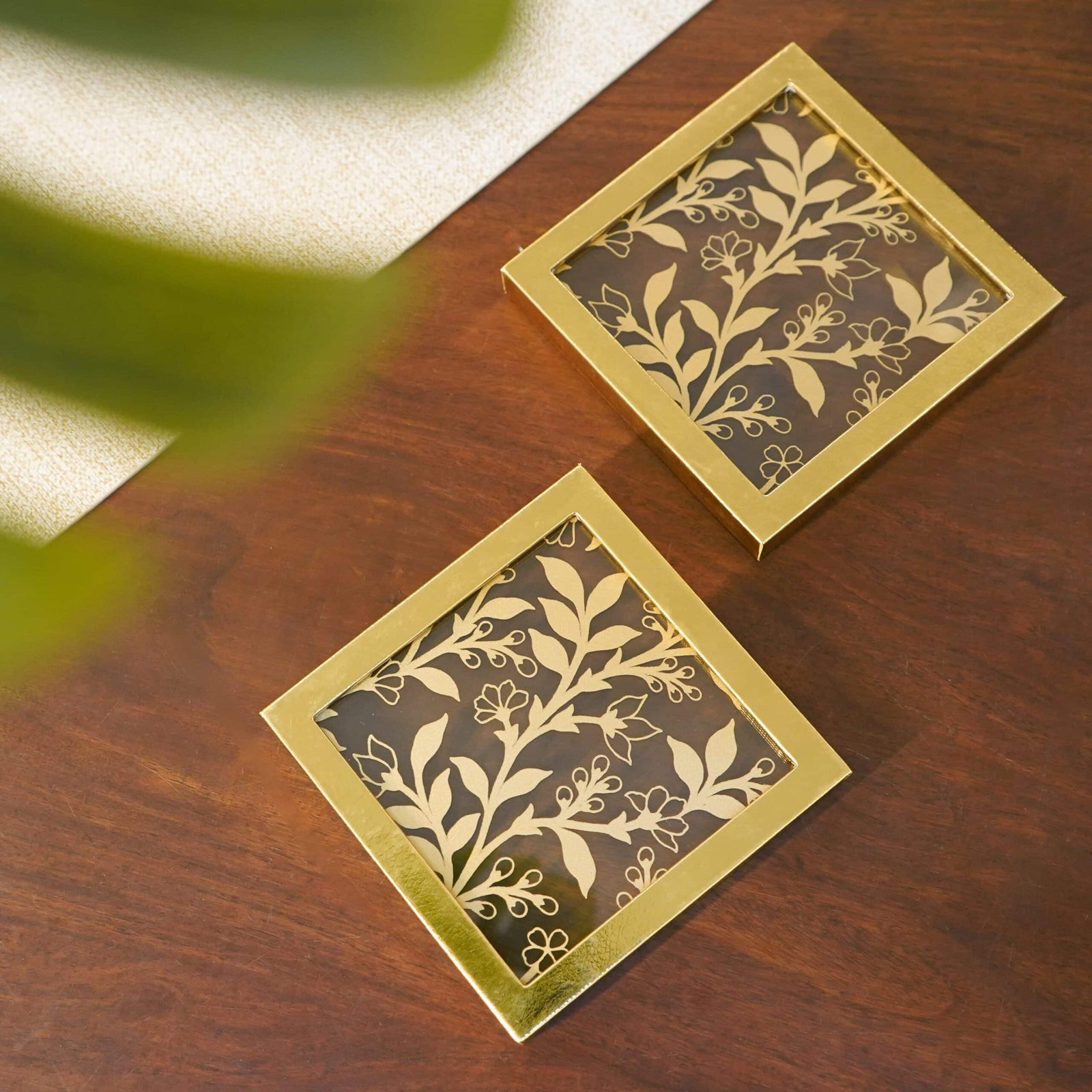 DSC04871 Gold Mirror Coaster, Set of 2 - Image 1
