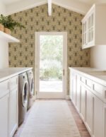 Elegant Daffodils Wallpaper - Exclusive Luxe - Image 5