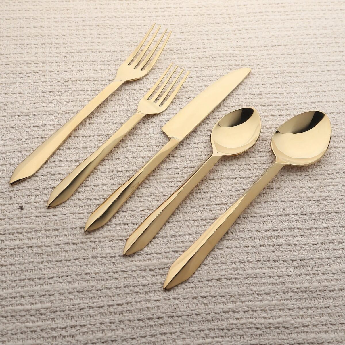 Estique PVD 5 Pcs. Flatware Set - Image 1