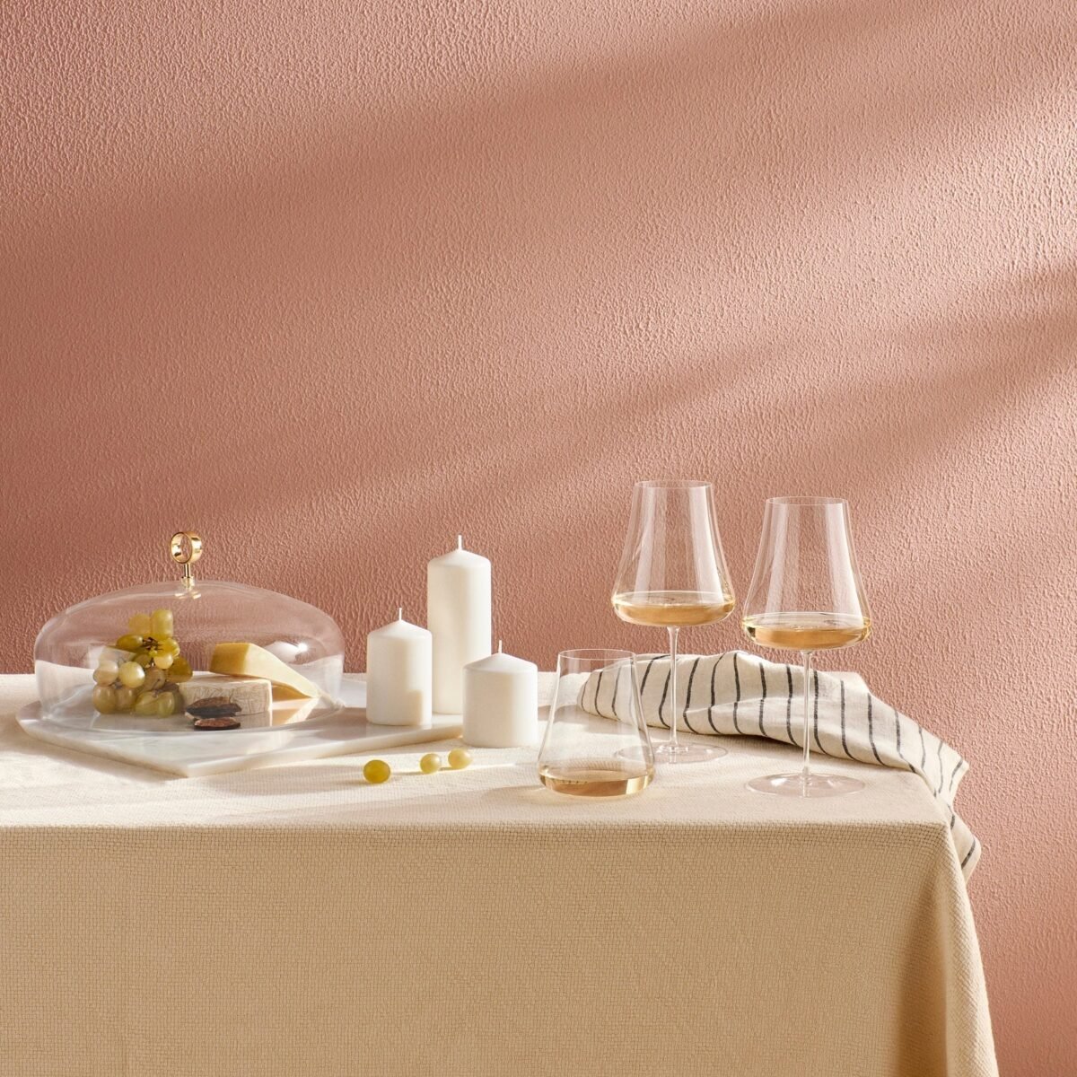 Stem Zero Volcano White Wine Glass - Image 4