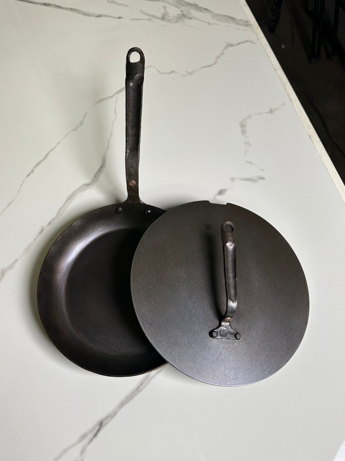 10" Round Carbon Steel Skillet - Hand Forged - Image 6