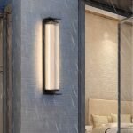 Baraq Outdoor Wall Lamp - Image 7