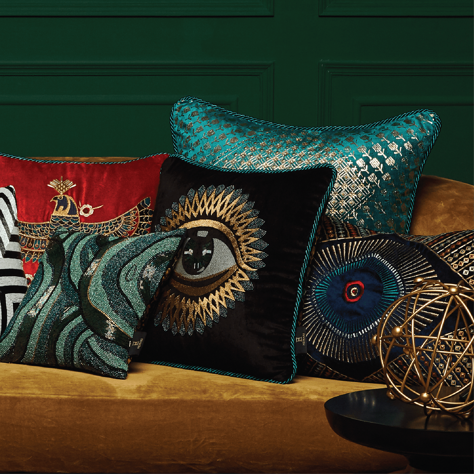 eyeblack-1 Eye Velvet cushion cover 16x16 inch - Image 1