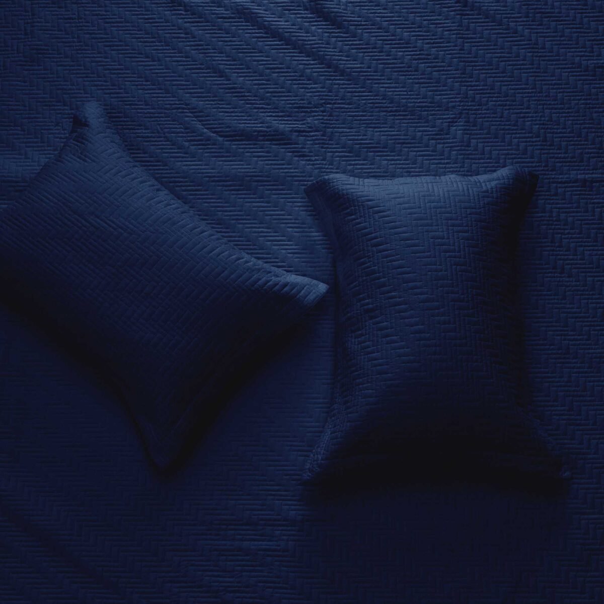 3-Piece Herringbone Stitched Quilt - Louise Collection - Image 15