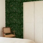 Luxury Green Leaf Pattern Wallpaper with Golden Accents - Image 5