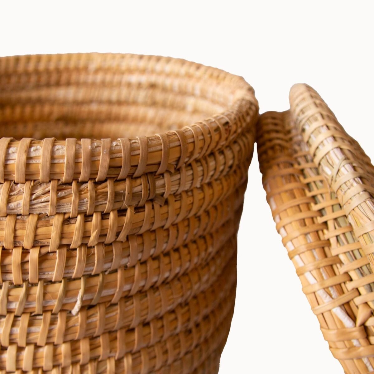 Lidded Palm Laundry/Storage Basket - Image 4