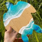 Eco-friendly turtle shaped cutting board made of bamboo and epoxy resin