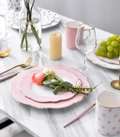 Brief Tableware Gold Edge Irregular Ceramic Plate Floral Shape Porcelain Steak Salad Dessert Dish Tray Household Dinner Plate