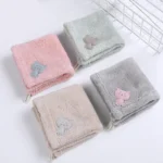 1Pc 25x25cm Small Square Cartoon Animal Hand Towel Wall Hanging Super Absorbent Kitchen Coral Fleece Dishcloth – close-up