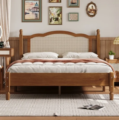 Hba7636b5fb6e42edaa731968cb10237cZ.webp Modern teak finish full size bed with fabric upholstered headboard in a bedroom setting