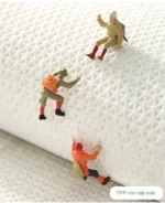Non slip bathroom rug with frog and bear flocking design on bathroom floor