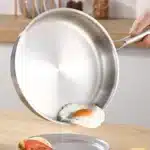 Uncoated 22-32cm frying pan, metal stainless steel frying pan, steak frying pan – close-up detail