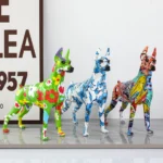 Simple Creative Pet Handle Graffiti Color Doberman Dog Statue Decorations Home Entrance Wine Cabinet Office Decor Resin