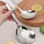 Stainless Steel Serving Spoons Dining Soup Rice Spoon with Drain Hole Heat Insulated Handle Kitchen Utensils Restaurant