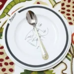 24 PCS Vintage Western Gold Plated Dinnerware Dinner Fork Knife Set Golden Cutlery Set Stainless Steel Engraving Tableware