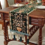 French Vintage Chenille Table Runner Roman Holiday Embroidery Dinning Table Decor Waterproof Christmas Decorative Tablecloth