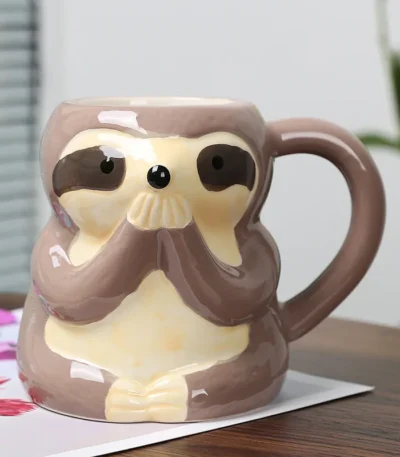 Breakfast milk cup Creative sloth shaped mug Cute cartoon ceramic cup Ceramic office mug Kitchen utensils and supplies
