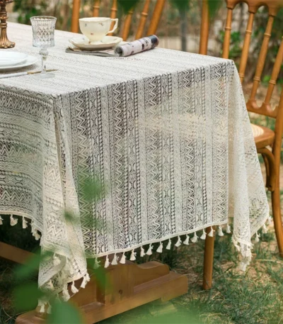 Polka dot art hollow flower Le Xuan show retro fringed wedding party outdoor tablecloth