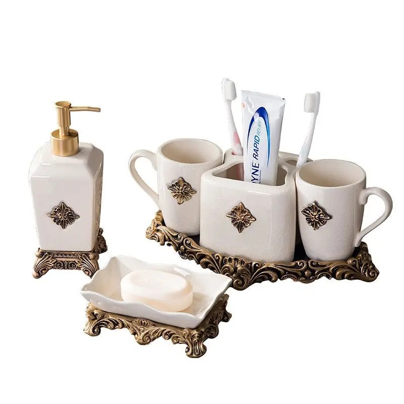 European-style White Porcelain Lotion Bottle Rinsing Cup Toothbrush Holder Bathroom Accessories Vintage Palace Soap Dispenser