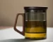 Kung fu tea set with 400ml glass mug featuring wood handle and built-in filter