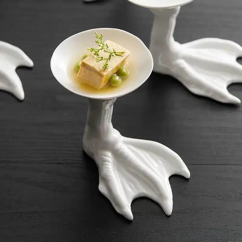 Wujinsha Four-petal Seasoning Dip Dish Creative Hotel Restaurant Club Front Dish Artistic Wujinsha Four-petal Seasoning Dip Dish Creative Hotel Restaurant Club Front Dish Artistic Conception Dish Ceramic Tableware