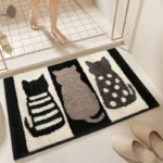 Non slip bathroom rug with frog and bear flocking design on bathroom floor