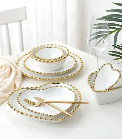 1pcs Ceramic Large Rice Bowl Heart-shaped Tableware Nordic Phnom Penh White Round Salad Plate Steak Dish Dinnerware Dinner