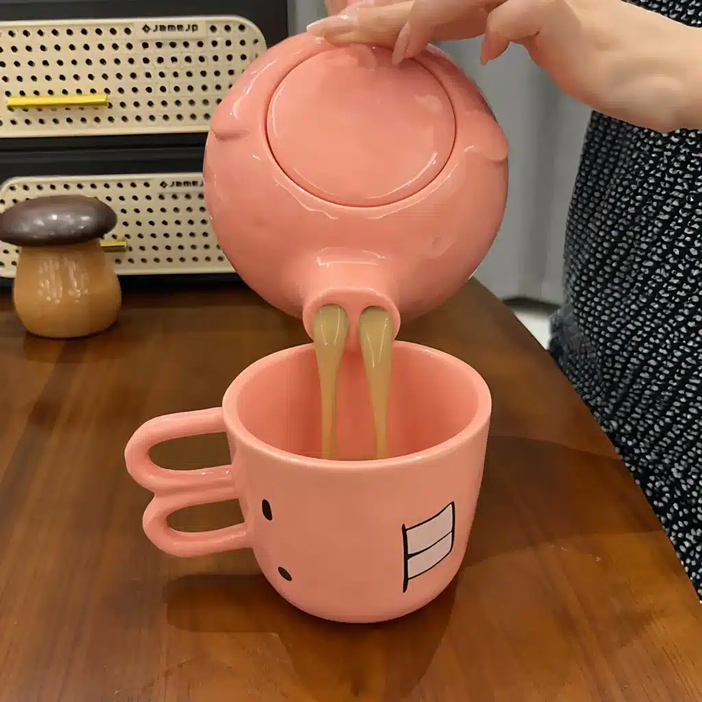 Creative Pig Ceramic Teapot with Funny Water Flow Spout, Large Capacity Milk Coffee Pot & Mug Set, Housewarming Gag Gift