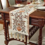 French Vintage Chenille Table Runner Roman Holiday Embroidery Dinning Table Decor Waterproof Christmas Decorative Tablecloth