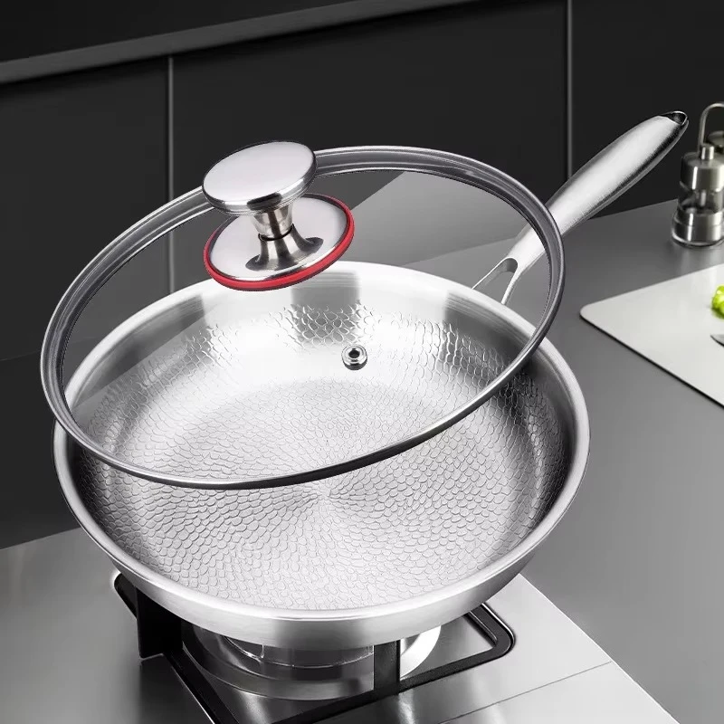 Titanium frying pan uncoated household fried egg fried steak pan thickened soldering pan gas stove Titanium frying pan uncoated household fried egg fried steak pan thickened soldering pan gas stove induction cooker universal