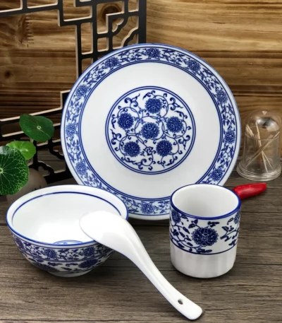 Chinese Sle Cerc Blue And White Dinnerware Set Thiened Bone Bowl Plate Tea Cup Spoon Four-Piece Table Setting