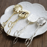 2pcs Food Tong Gold-plated Snack Cake Clip Salad Bread Pastry Clamp Baking Barbecue Tool Fruit Salad Cake Clip Kitchen