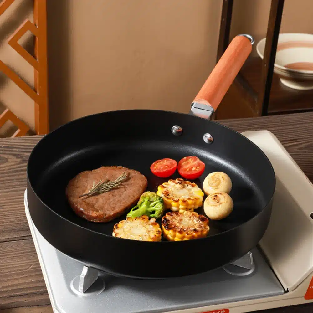 24/26/28 cm xNon-stick Flat-bottomed Frying Pan Cast Iron Egg Steak Frying Pans Kitchen Cookware Anti-scald Handle Cooking