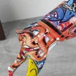 Simple Creative Pet Handle Graffiti Color Doberman Dog Statue Decorations Home Entrance Wine Cabinet Office Decor Resin