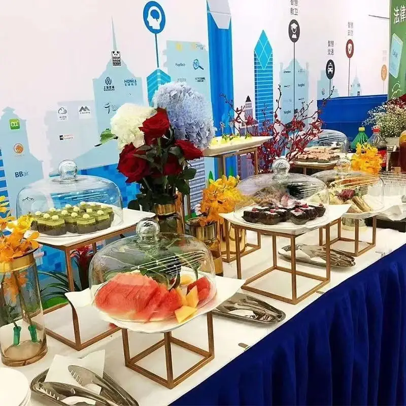 Sc9938c56ec4d4d20abbfea78739487f0v.webp 10 -18PCS Gold Shiny Metal Cake Snack Stand With Acrylic Plate Buffet Banquet Decor Wedding Floral Dessert Table Display Holder - Image 1