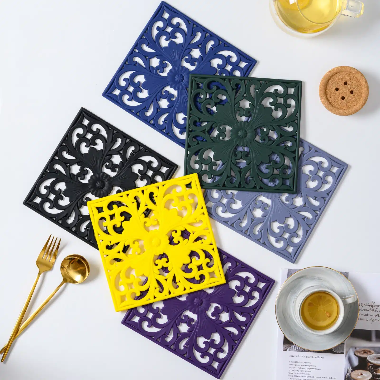 3pcs Silicone Placemats Square Heat Resistant Mats Placemat Kitchen Tableware Mat Hot Pots and Pans Coaster Kitchen Accessories