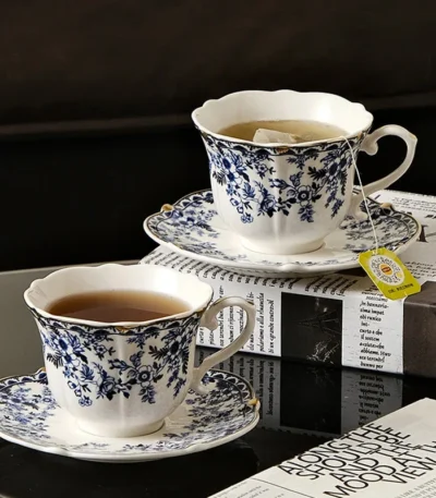 Ceramic Coffee Cup English style blue and white porcelain coffee cup with dish set Ceramic retro European afternoon tea mug