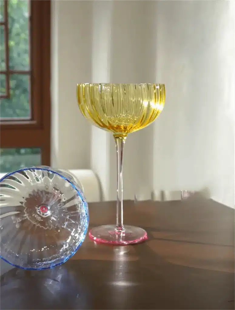 Colorful Glass Vertical Stripes Petal Shaped Glasses Goblet Grape Wine Glass Red Wine Glass Dessert Glass Bowl