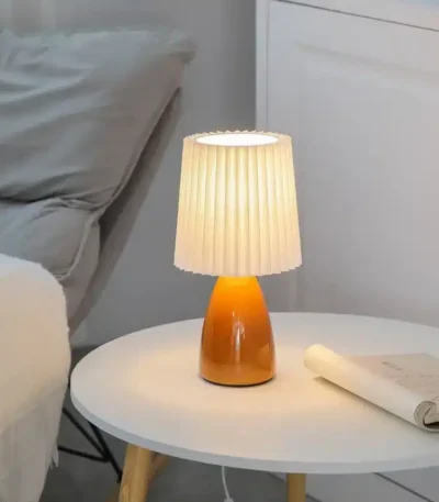 Milkshake Bedside Table Lamp E27 Warm Color LED Pleated Lamp Living Room Table Decorative Night Light Ceramic Indoor Lighting