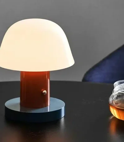 Nordic Danish Retro Small Table Lamp Charging Touch Desk Decoration Warm Atmosphere Mushroom Lamp Bedroom Bedside Lamp LED